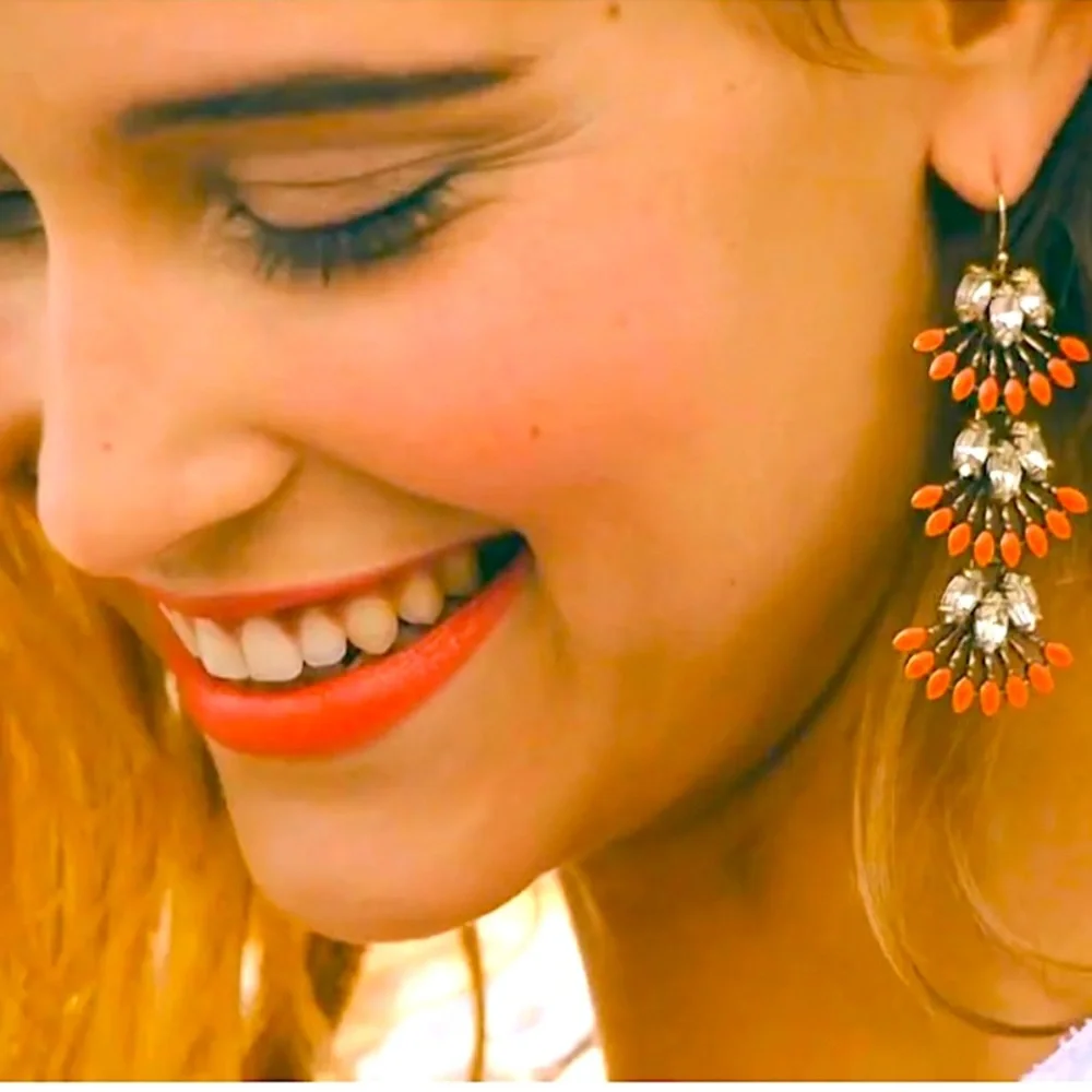 Stella & Dot | Versatile 2-in-1 Coral Cay Dainty/Chandeliers Retired Ear… - Picture 6 of 7